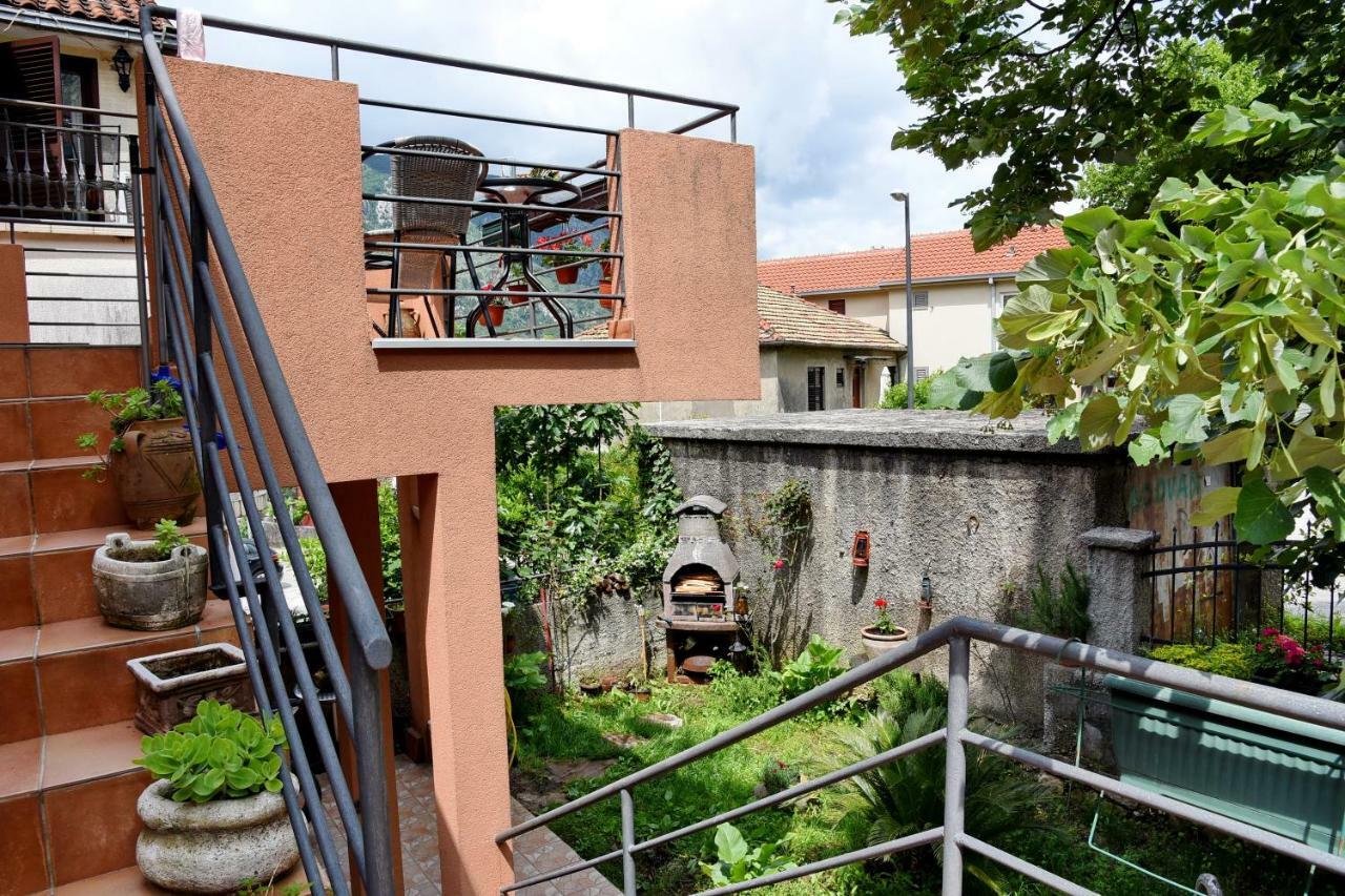 Apartments Martiva Kotor Bagian luar foto