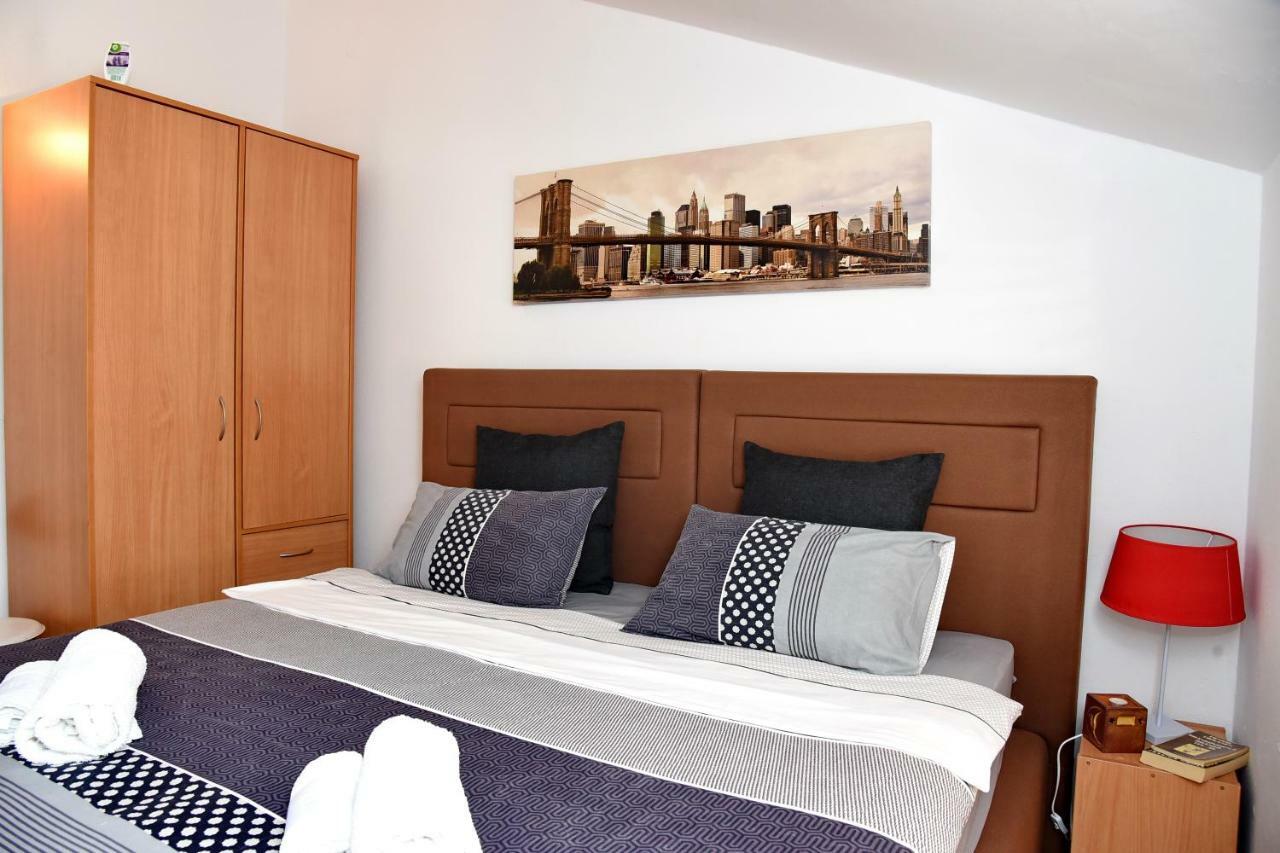 Apartments Martiva Kotor Bagian luar foto