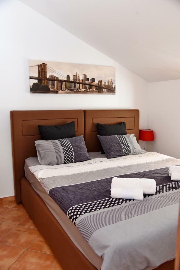 Apartments Martiva Kotor Bagian luar foto